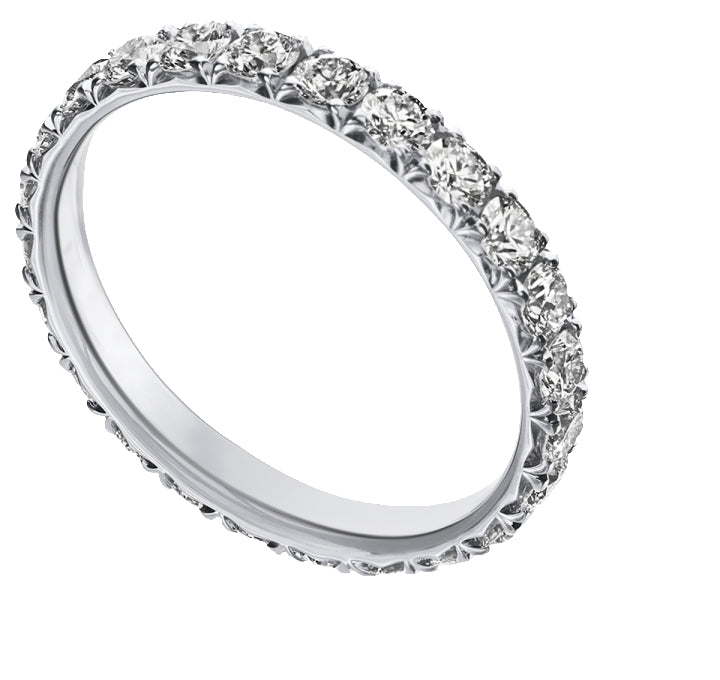 Ellie Wedding Band in 18k yellow gold with 0.38 carats VS diamonds, fishtail setting.