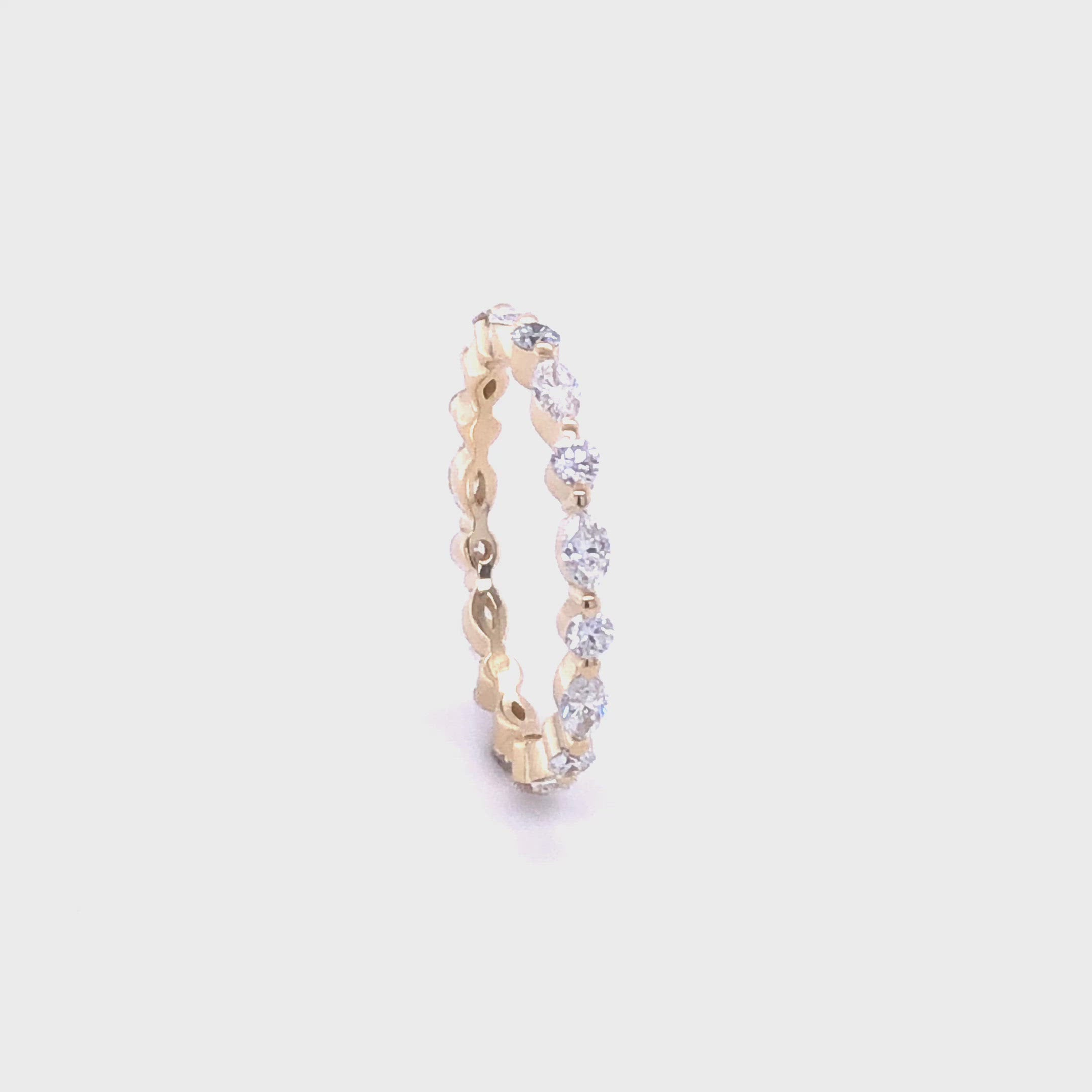 Bella wedding band