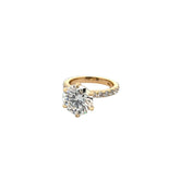 Classic Engagement Ring with 4.4ct diamond in 18K yellow gold.